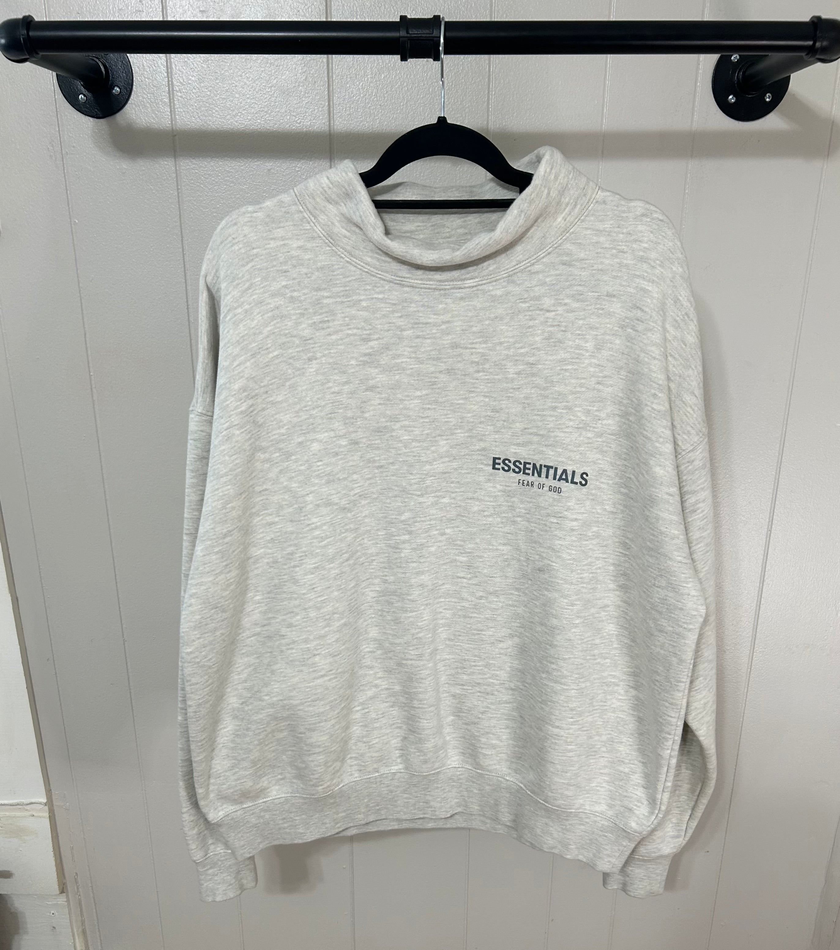 Essentials Crewneck