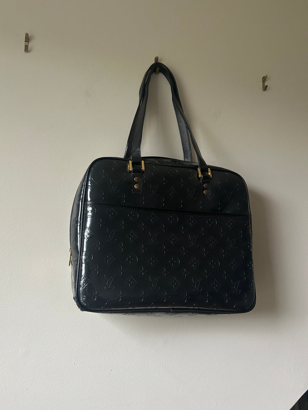 Louis Vuitton Monogram Vernis Business Bag