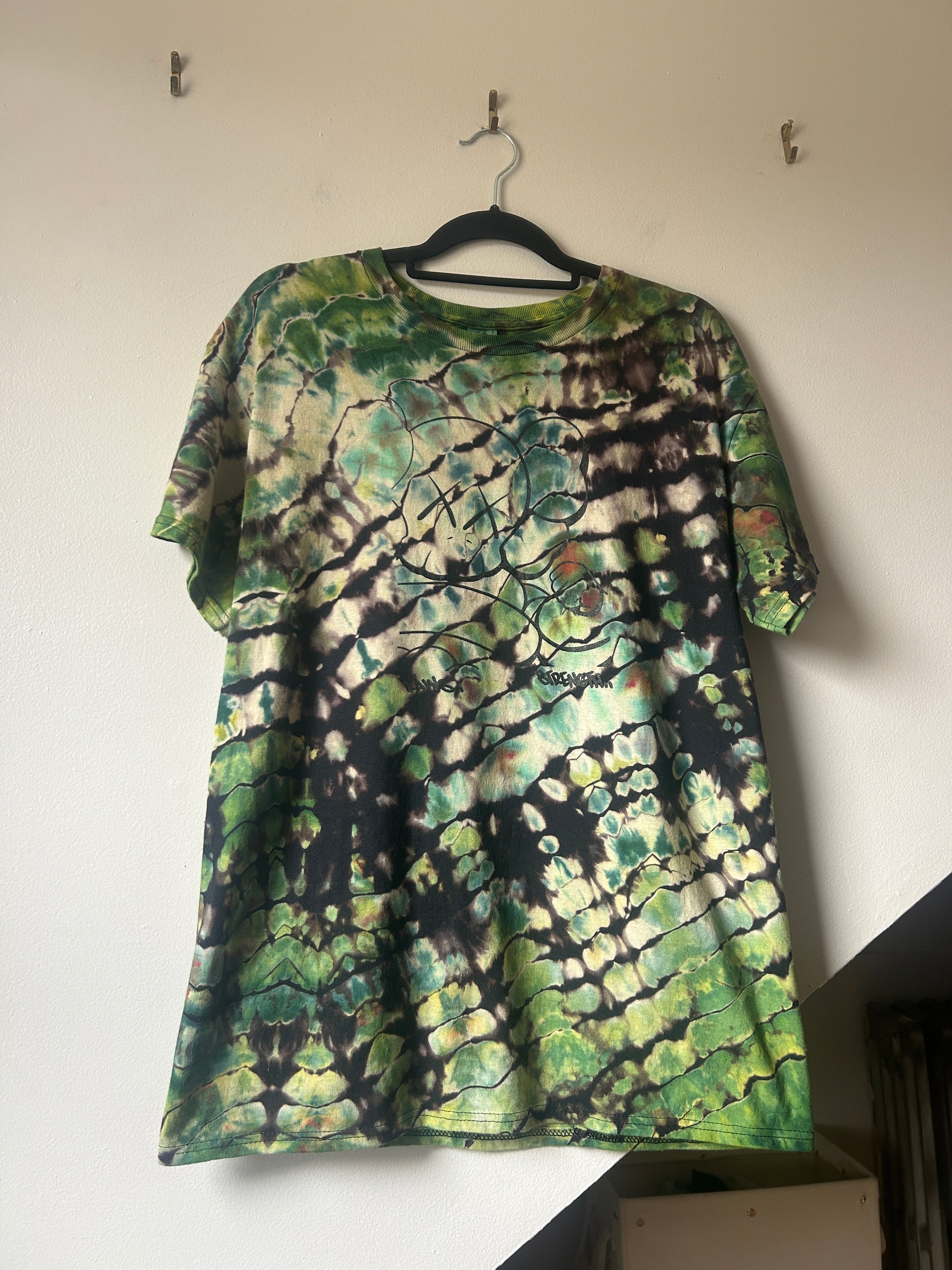 Kaws Strength Tee Tie Dye 2001 ‘Green’